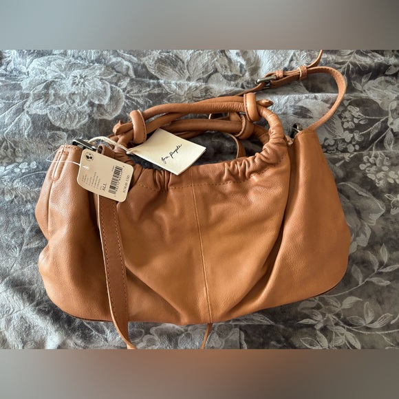 Free People Handbags - Free People Head Over Heels crossbody bag Euc slouchy